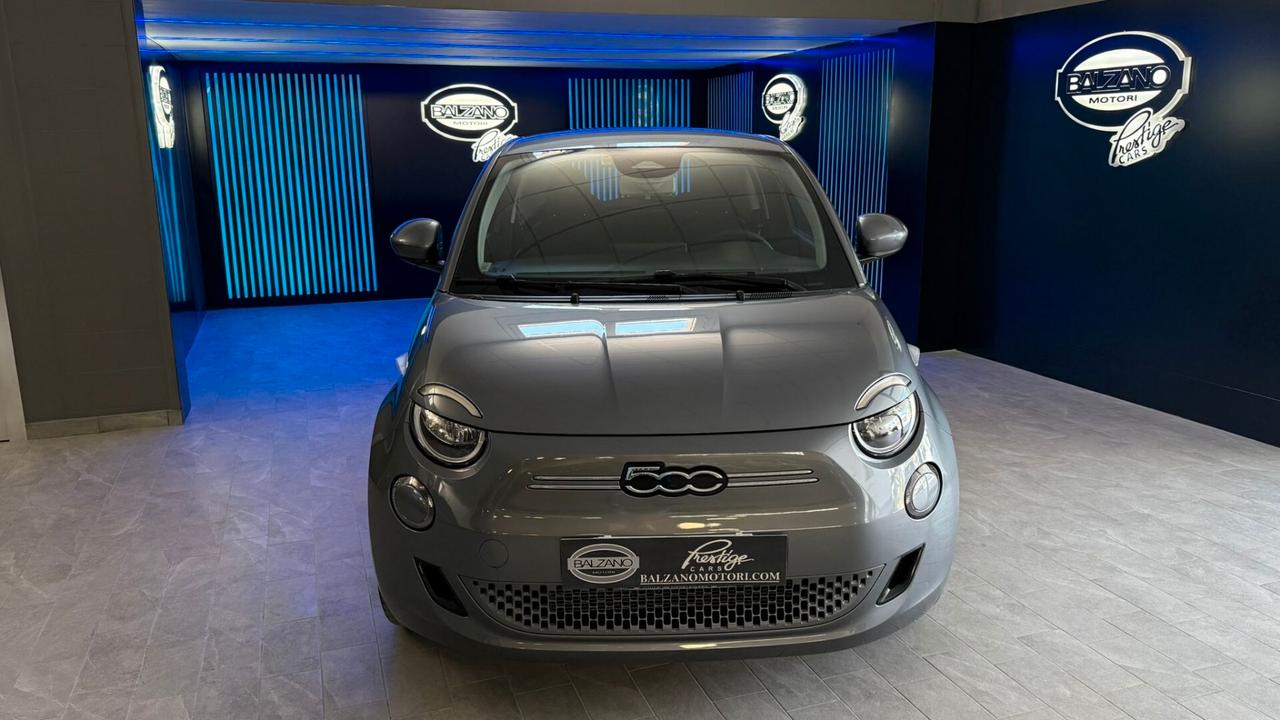 FIAT 500e BERLINA ICON 42 KWH 2024