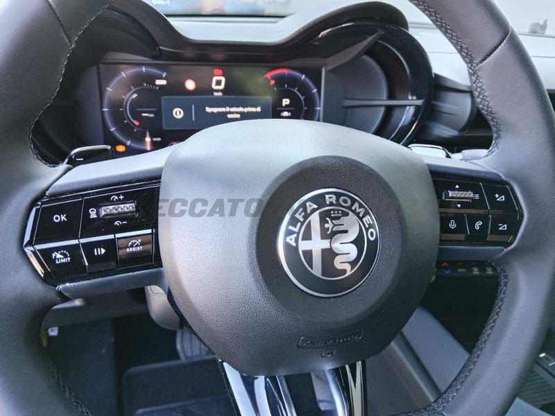Alfa Romeo Junior Junior 1.2 ibrida 136cv edct6