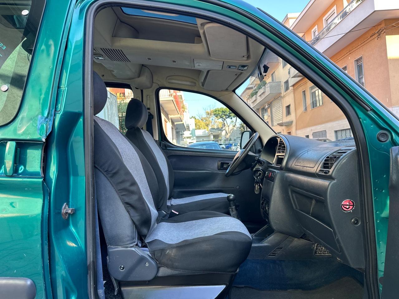 Citroen Berlingo 2.0 HDi 90cv autocarro 5 posti