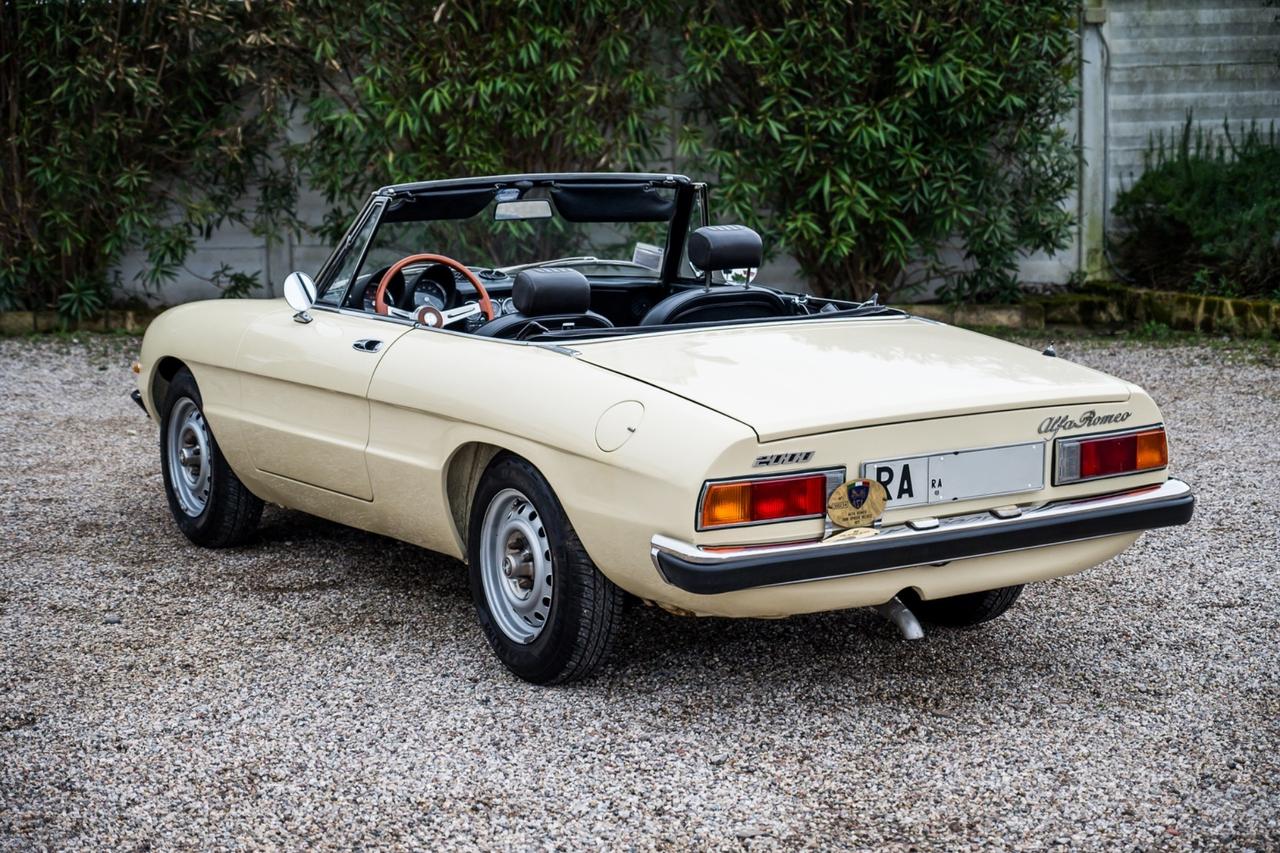 Alfa Romeo Spider 2000 Veloce