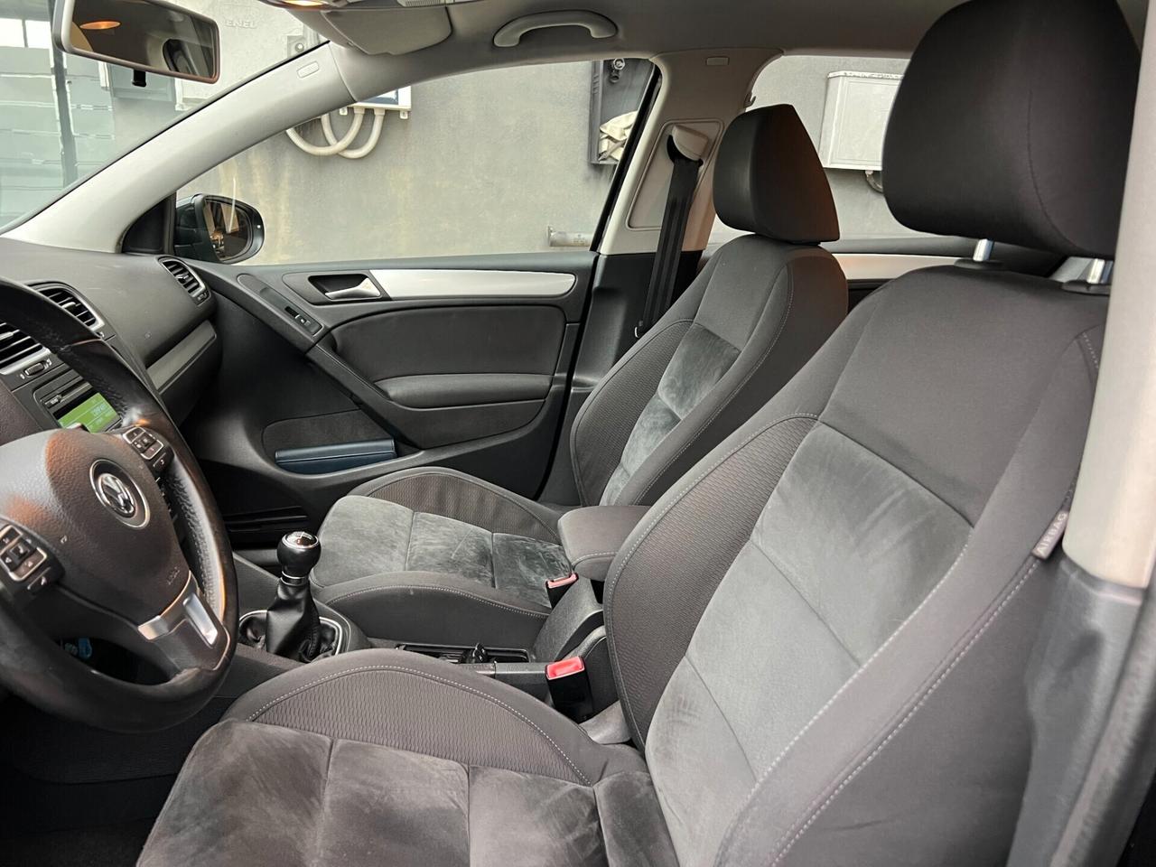 VW GOLF 1.6 TDI HIGHLINE/LED+PELLE/UNIPROP