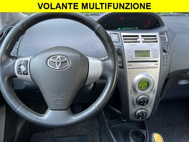 TOYOTA Yaris 1.3 5 porte