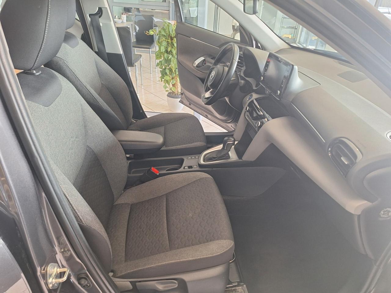 Toyota Yaris Cross 1.5 Hybrid 5p. E-CVT Business
