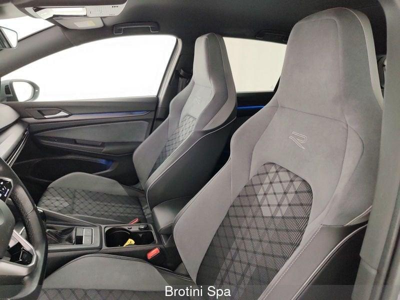Volkswagen Golf 1.5 TSI 150 CV EVO ACT R-Line