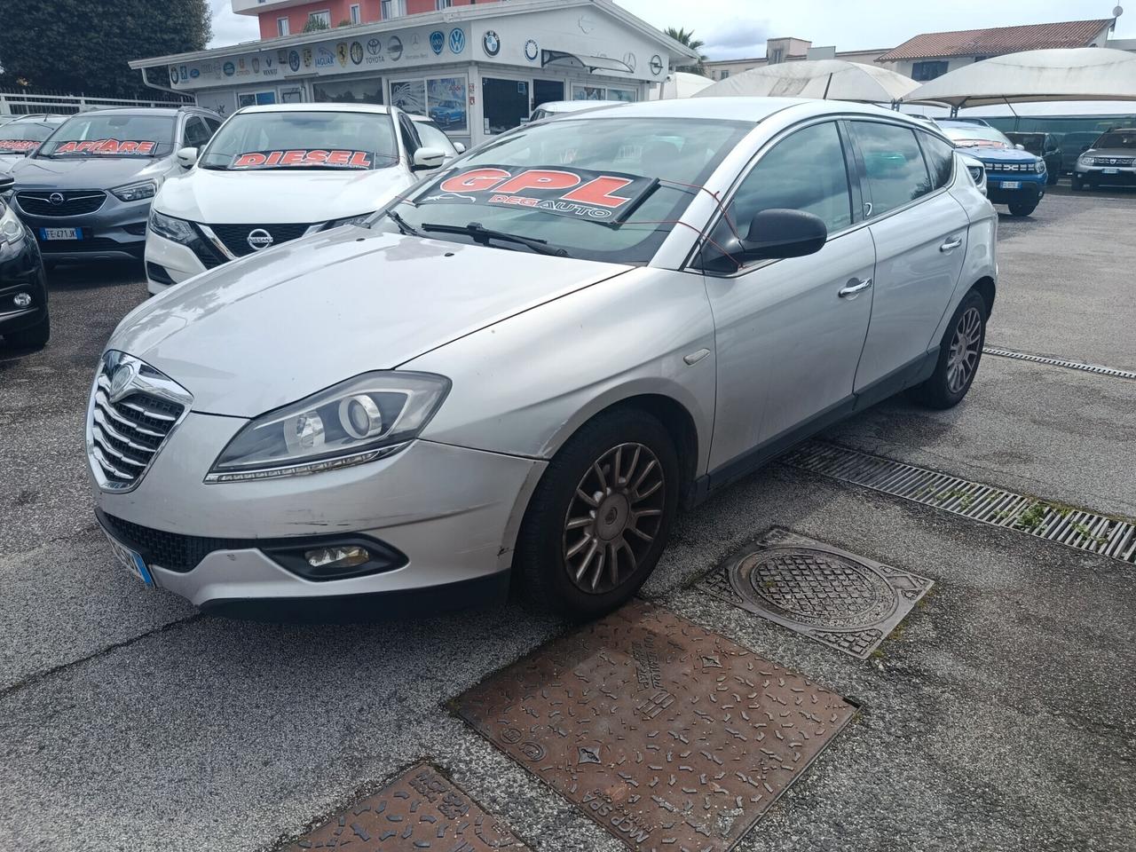 Lancia Delta 1.4 T-JET GPL