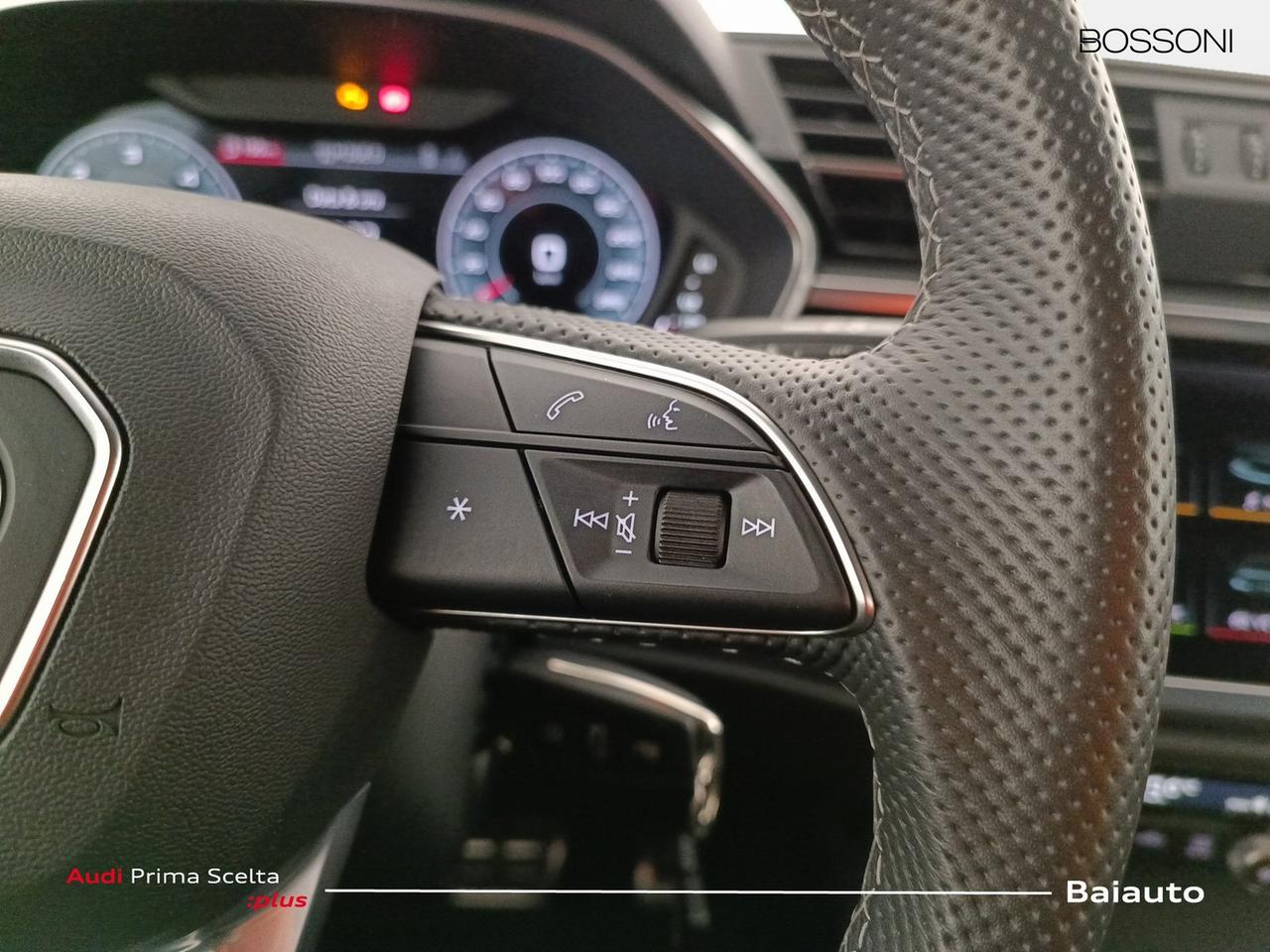 Audi Q3 35 2.0 tdi s line edition s tronic