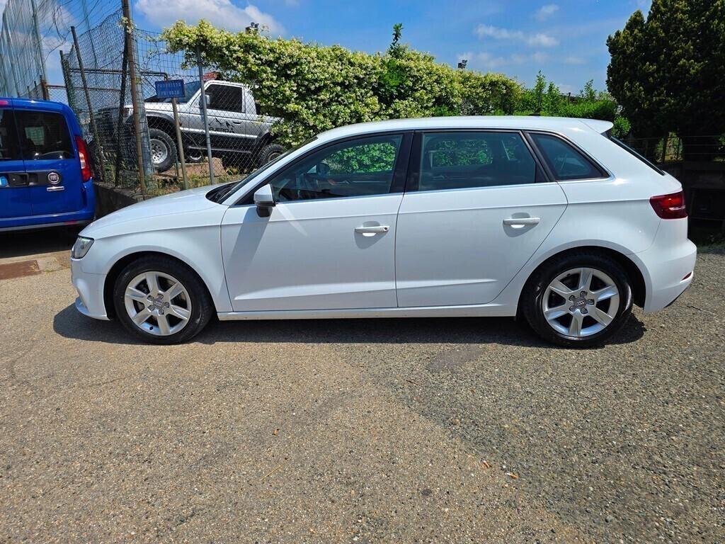 Audi A3 SPORTBACK 35 2.0 TDI 150CV S TRONIC Design