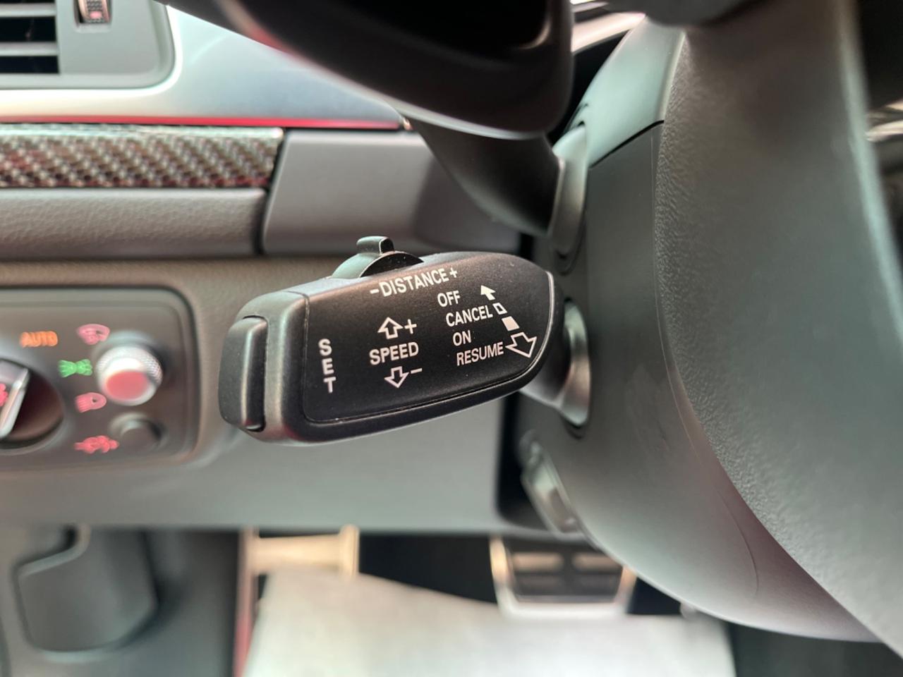 Audi RS 6 Avant 4.0 TFSI quattro CARBOCERAMICA