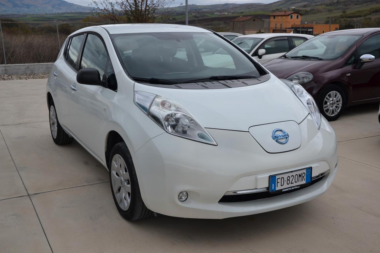 NISSAN LEAF VISIA 5P 24Kw