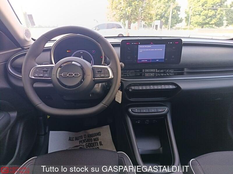 FIAT 600 Hybrid 100 CV DCT MHEV