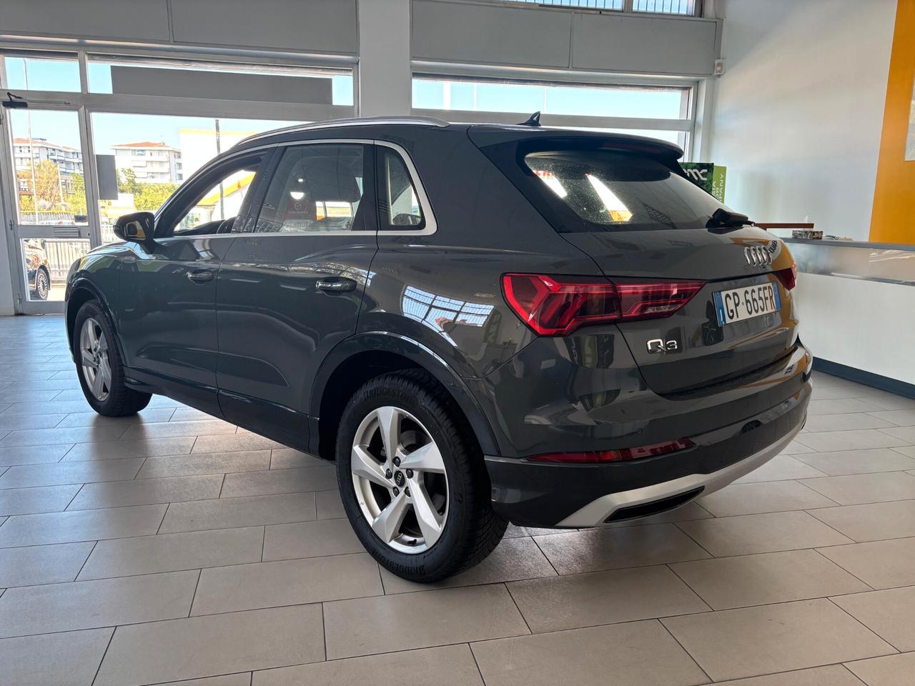 Audi Q3 35 TFSI Business Advanced