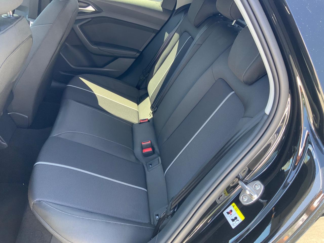 Audi A1 allstreet 30 TFSI S tronic Identity Contrast