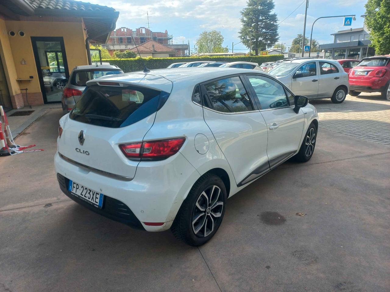 Renault Clio TCe 12V 90 CV Start&Stop 5 porte Energy Duel