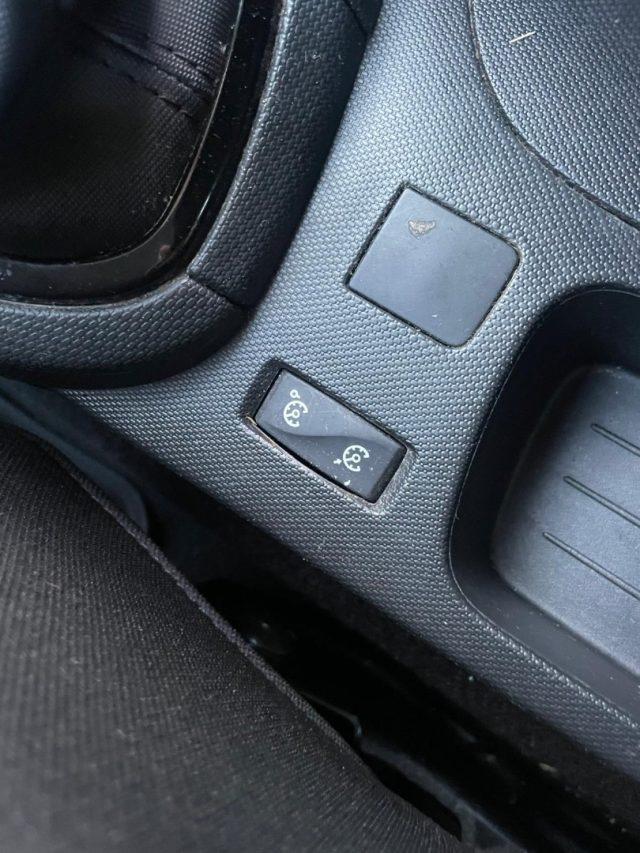 RENAULT Clio 1.5 dCi 8V 75CV 5 porte Live OK NEOPATENTATI