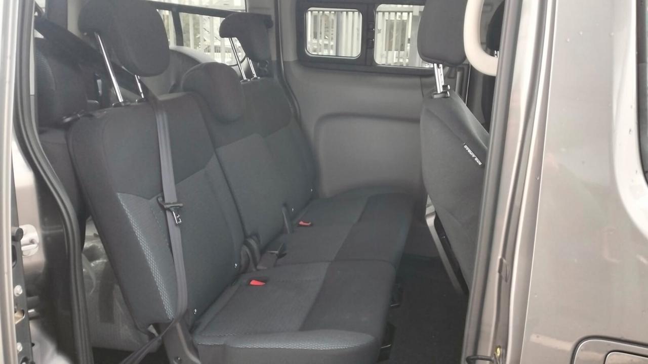 Nissan NV200 EVALIA 1.5 DCI TRASPORTO DISABILI CON PEDANA 7 POSTI