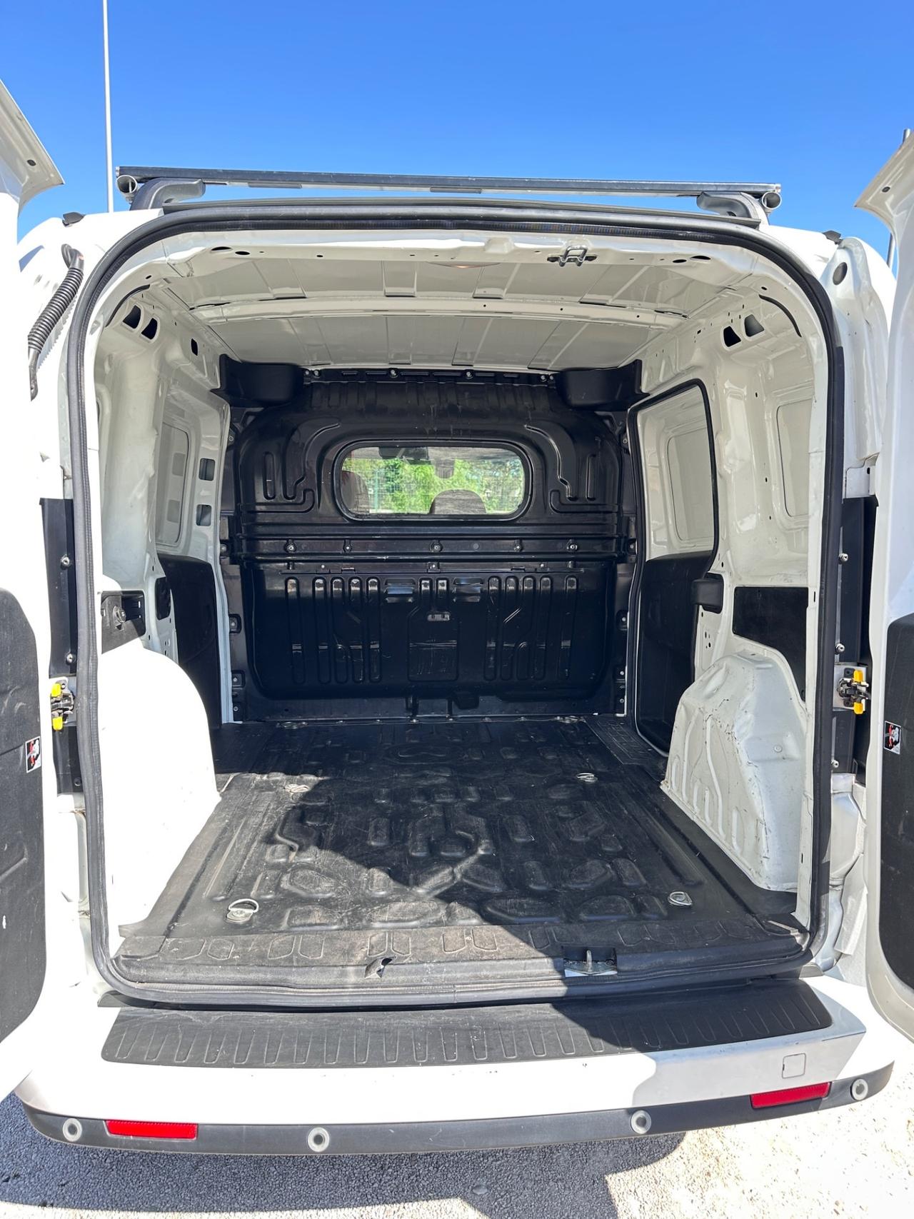 FIAT DOBLO 3 POSTI 1.6 MTJ -2020 CLIMA/NAVI/CAMERA