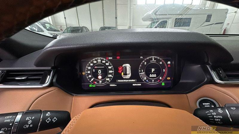 Land Rover Range Rover Velar Range Rover Velar 2.0D I4 240 CV R-Dynamic