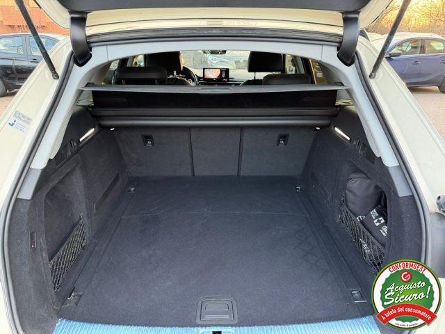 AUDI A4 allroad 40 TDI 204 CV S tronic Identity Contrast