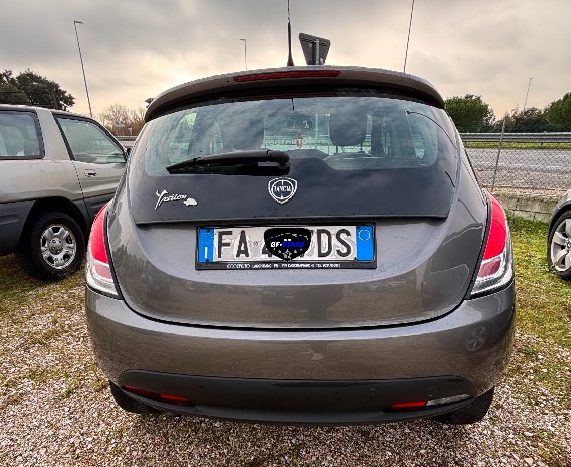 Lancia Ypsilon 0.9 TwinAir 85 CV 5 porte Metano Ecochic Gold