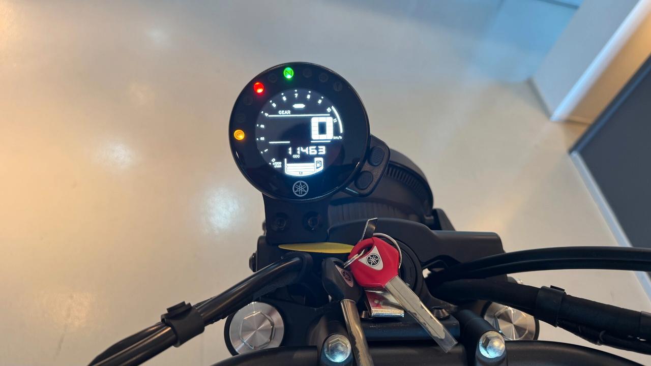 YAMAHA MOTO XSR 700- 2023