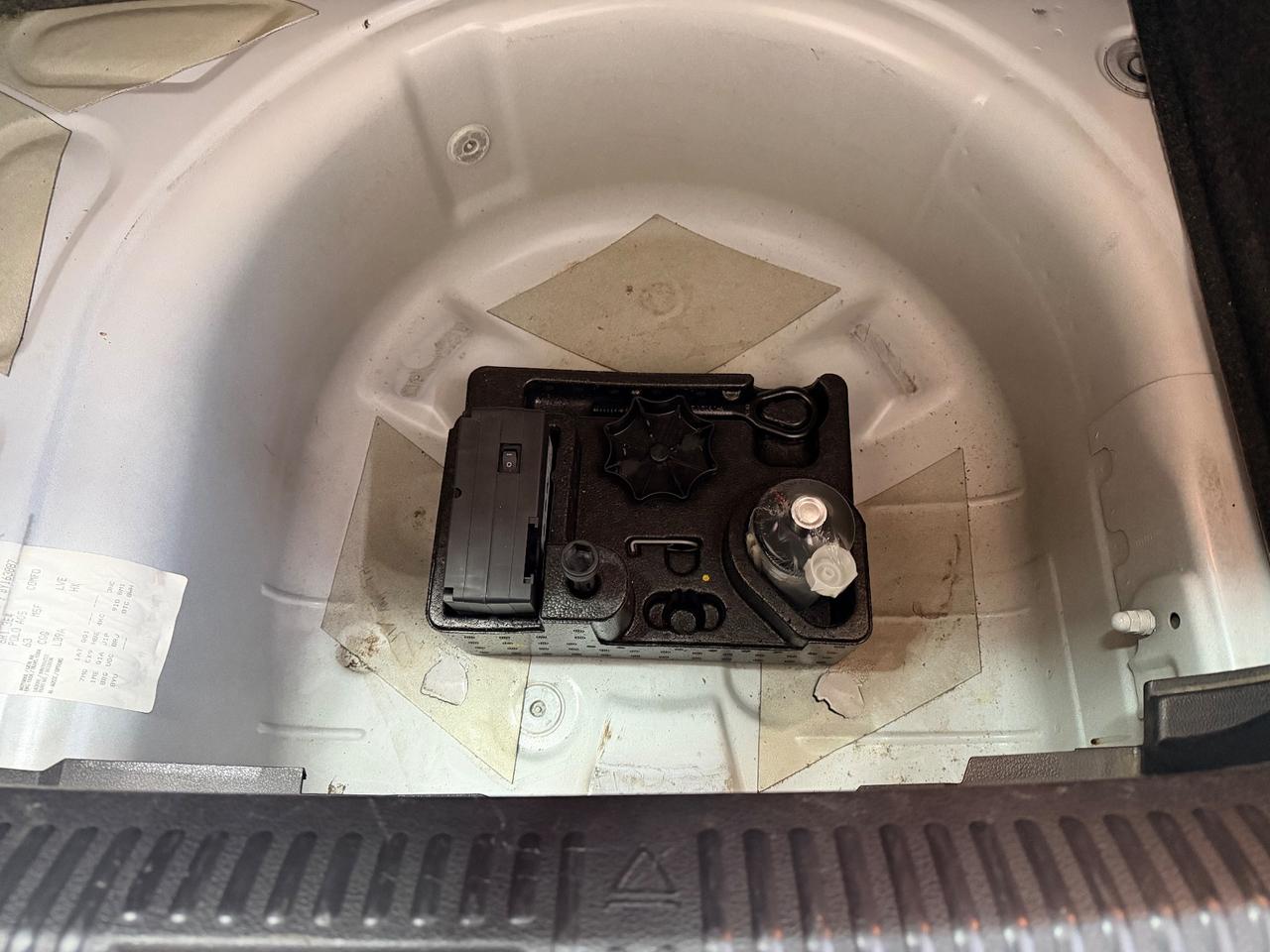 Volkswagen Polo 1.2 benzina 86cv Neopatentati