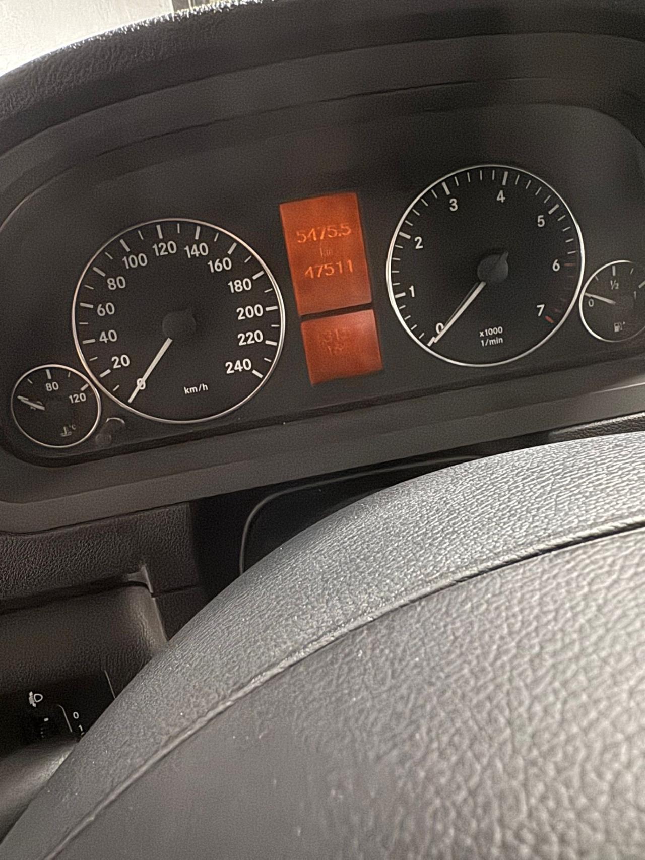 Mercedes-benz A 160 2011 euro 5