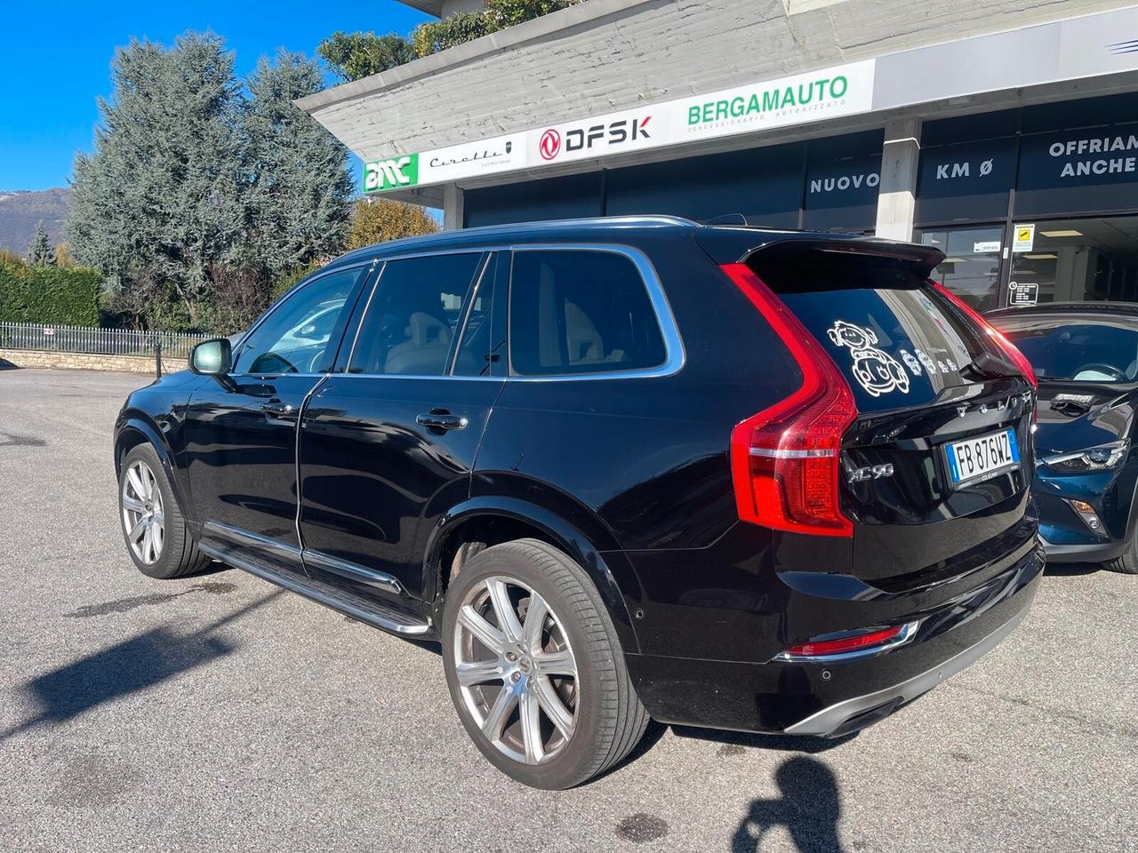 Volvo XC 90 XC90 D5 AWD Geartronic 7 posti Momentum