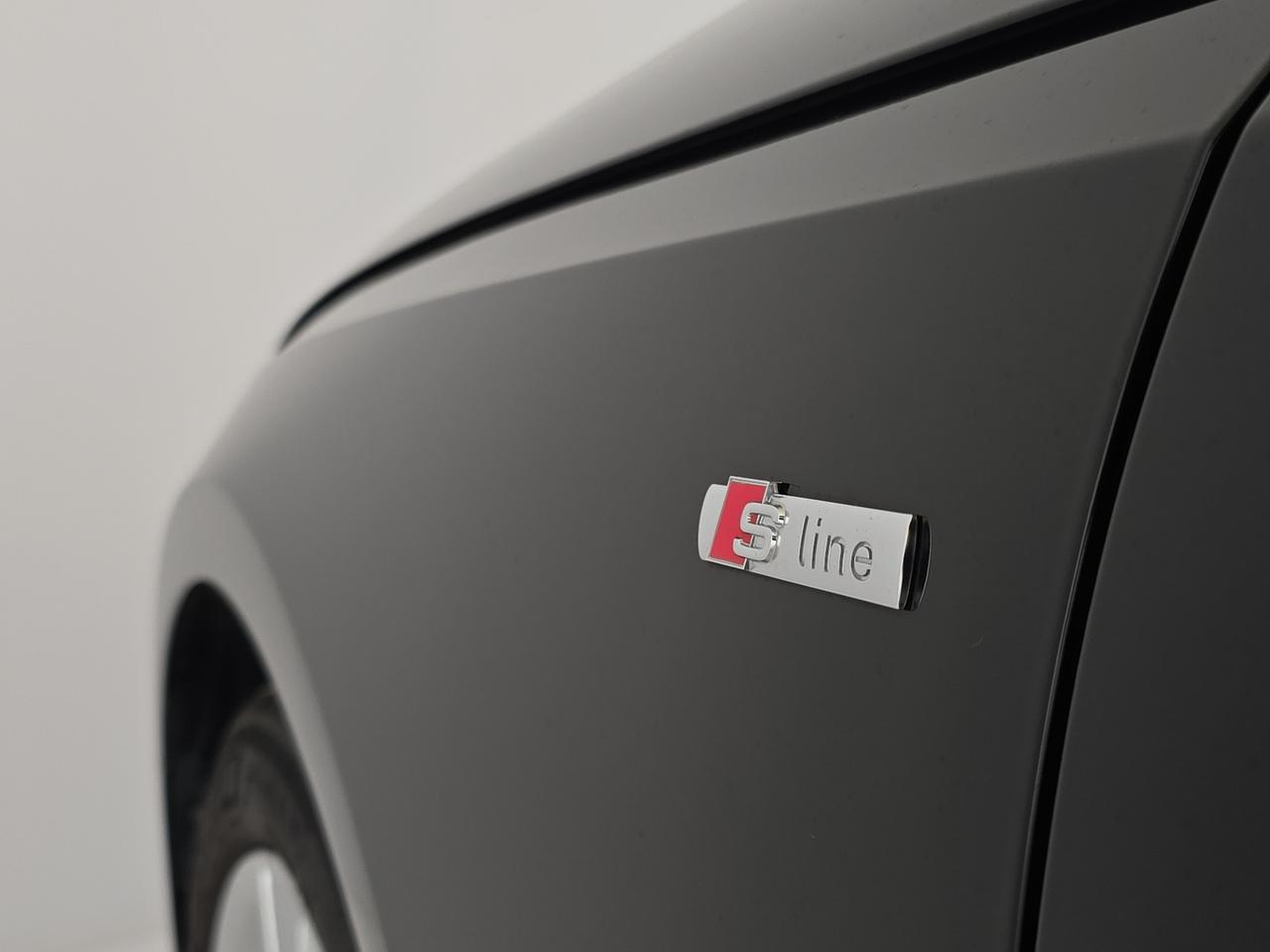 Audi A4 avant 40 2.0 tdi mhev s line edition quattro 204cv s-tronic