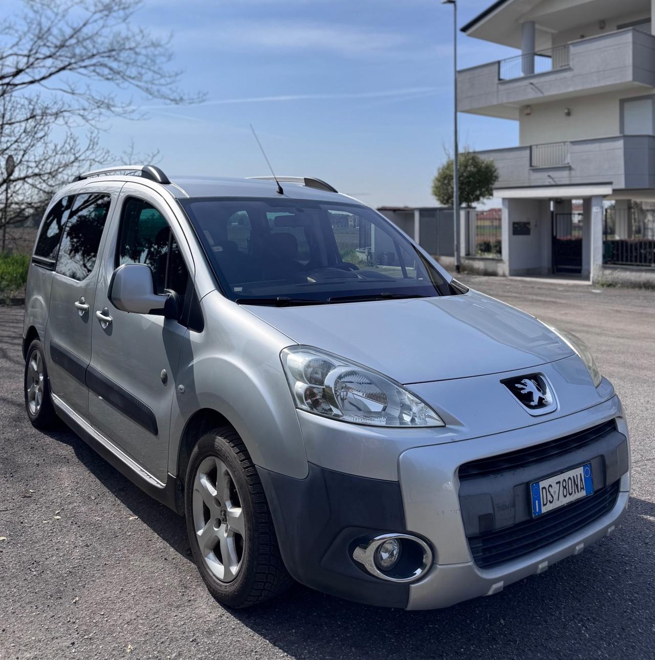 Peugeot Partner Tepee 1.6 110CV Zénith GPL