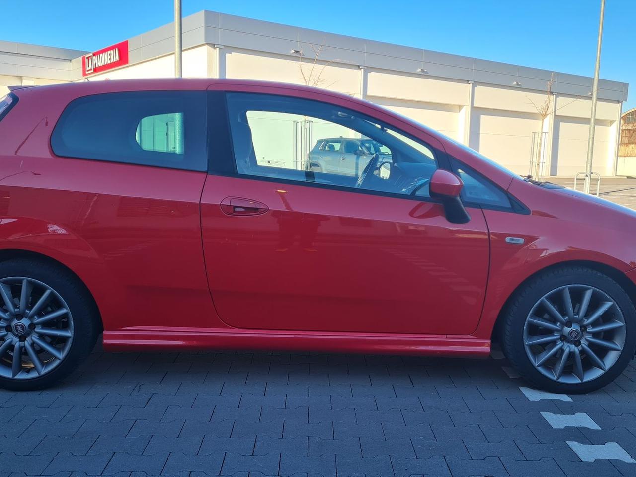 Fiat Punto 1.4 16V T-JET Sport #8108