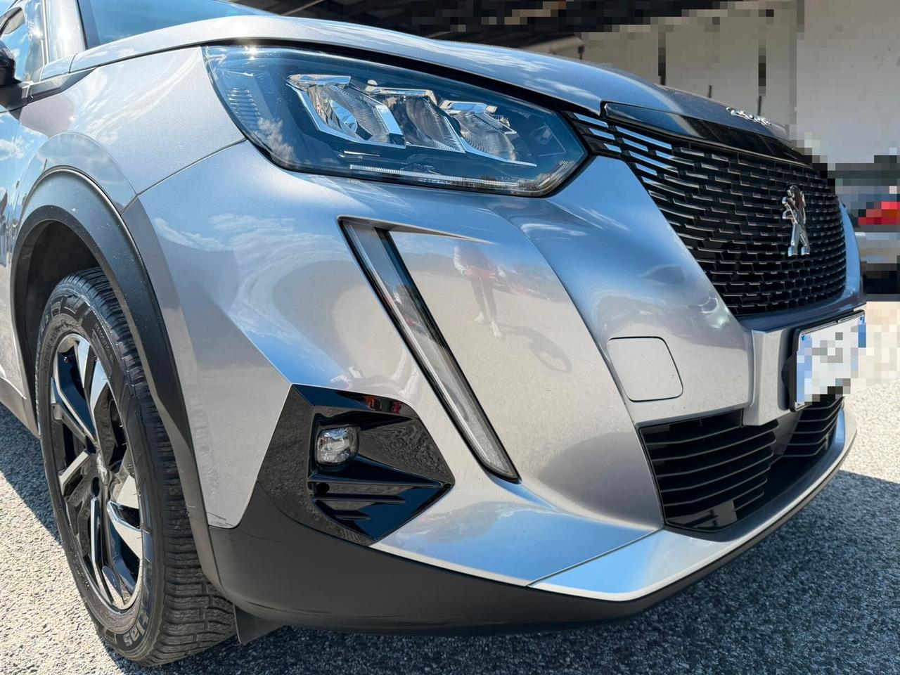 Peugeot 2008 BlueHDi 130 S&S EAT8 Allure