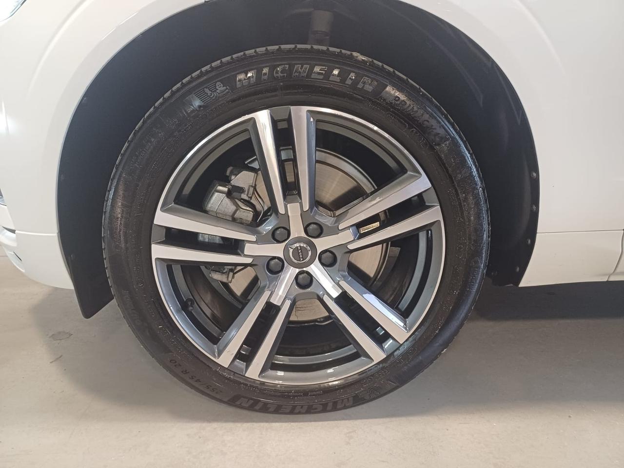 Volvo XC 60 XC60 B4 (d) AWD Geartronic Inscription