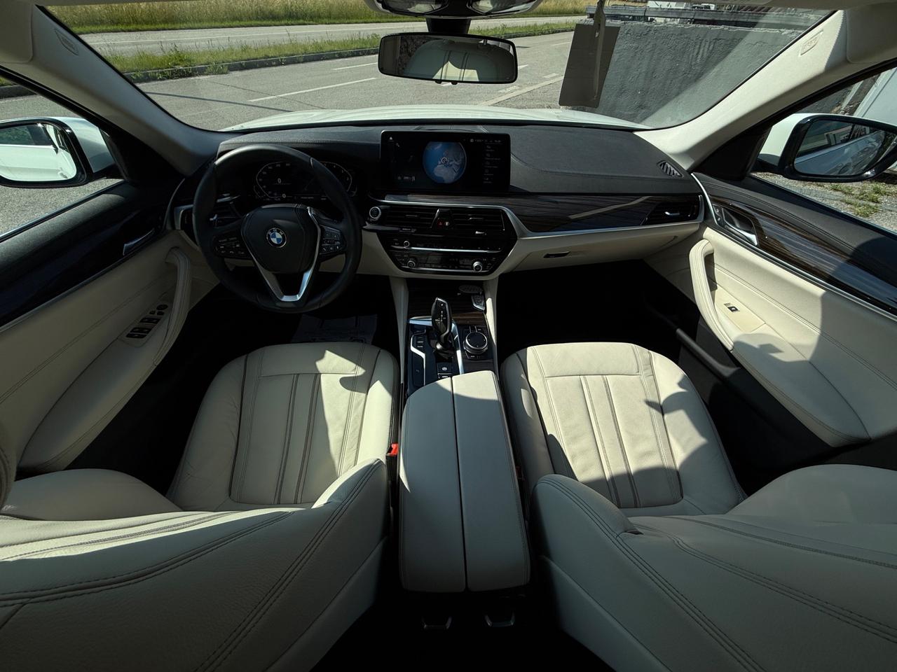BMW 530d 48V xDrive Luxury 249CV 2021 BERLINA