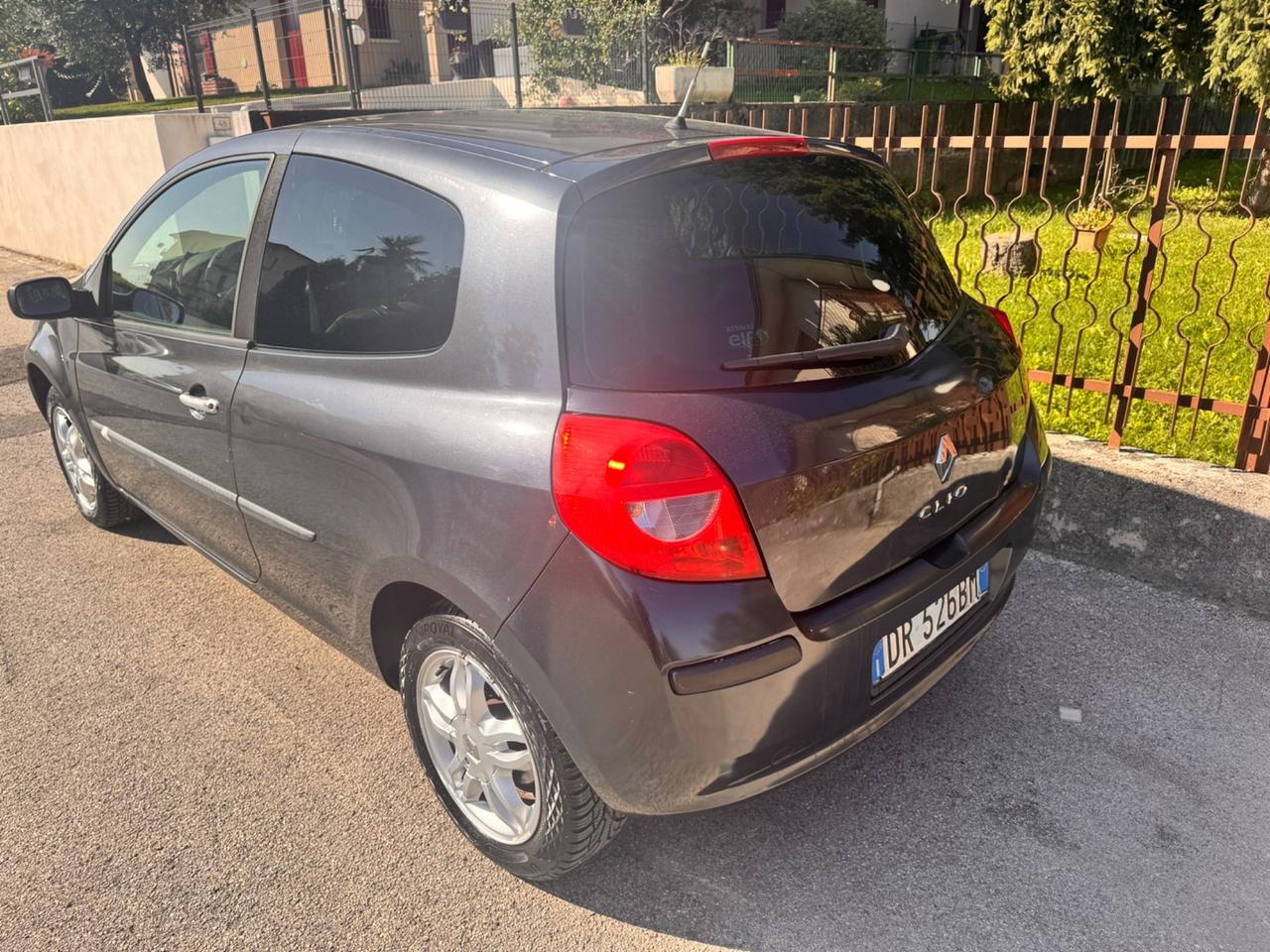 Renault Clio 1.2 16V 3 porte