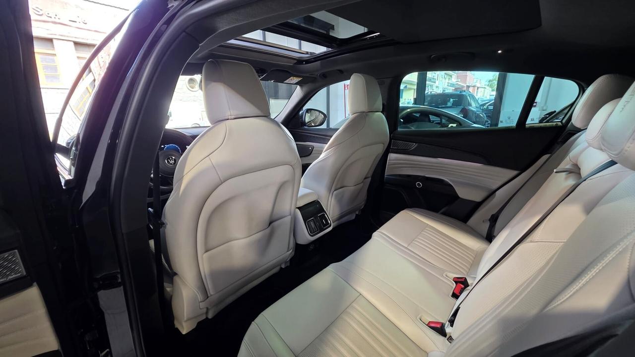 Maserati Grecale MHEV 330 CV AWD Modena