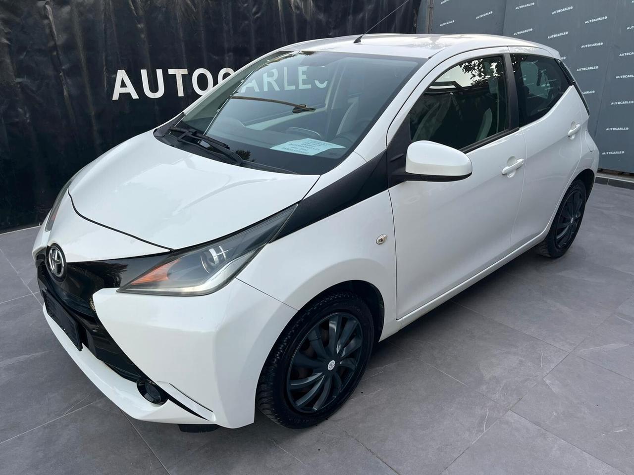 Toyota Aygo 1.0 BENZINA CAMBIO AUTOMATICO
