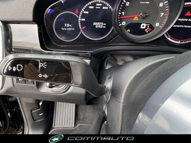 PORSCHE Cayenne Coupé 3.0 V6