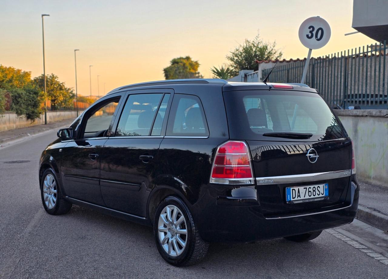 OPEL ZAFIRA COSMO 1.9 CDTI 7 POSTI DA VETRINA