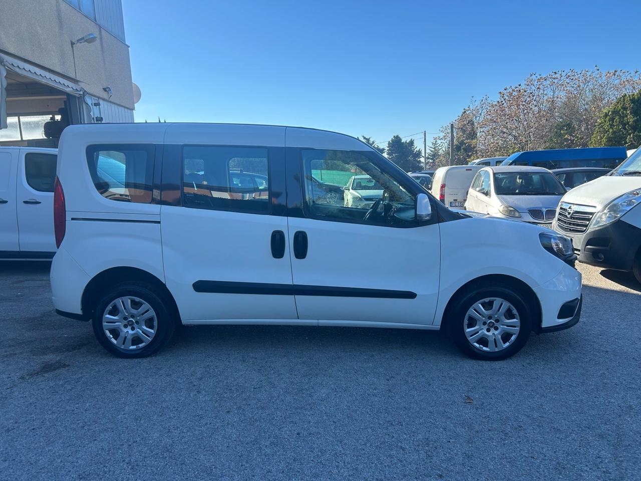 Fiat Doblo 1.6 MJT 105CV Maxi Autocarro