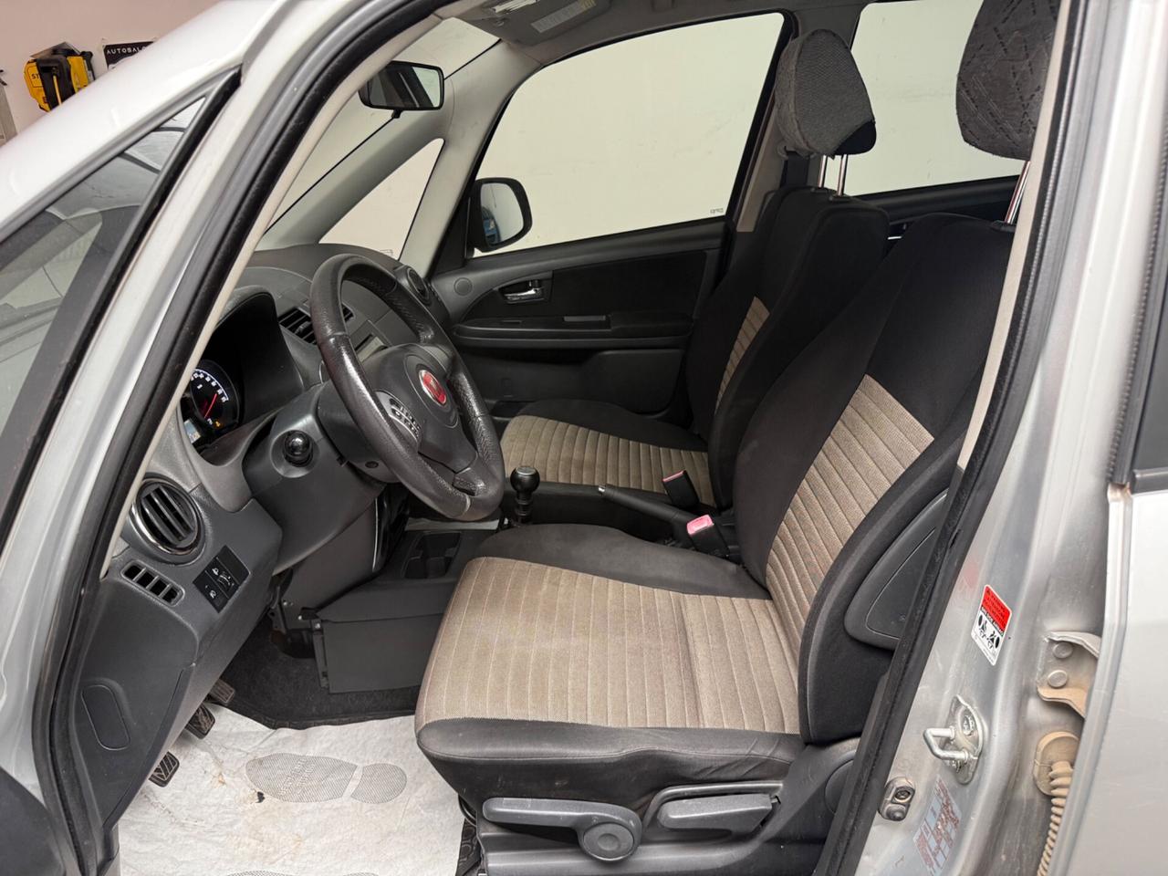 Fiat Sedici 2.0 MJT 16V DPF 4x4 Emotion