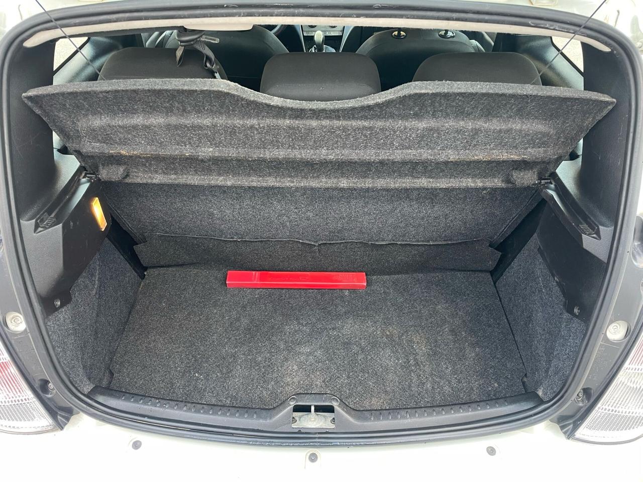 Lancia Ypsilon 1.3 MJT 75 CV Elle