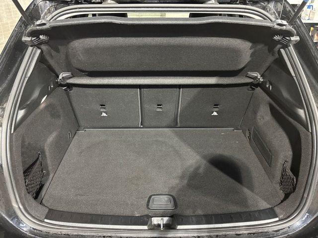 MERCEDES-BENZ GLA 200 d Automatic Business Extra