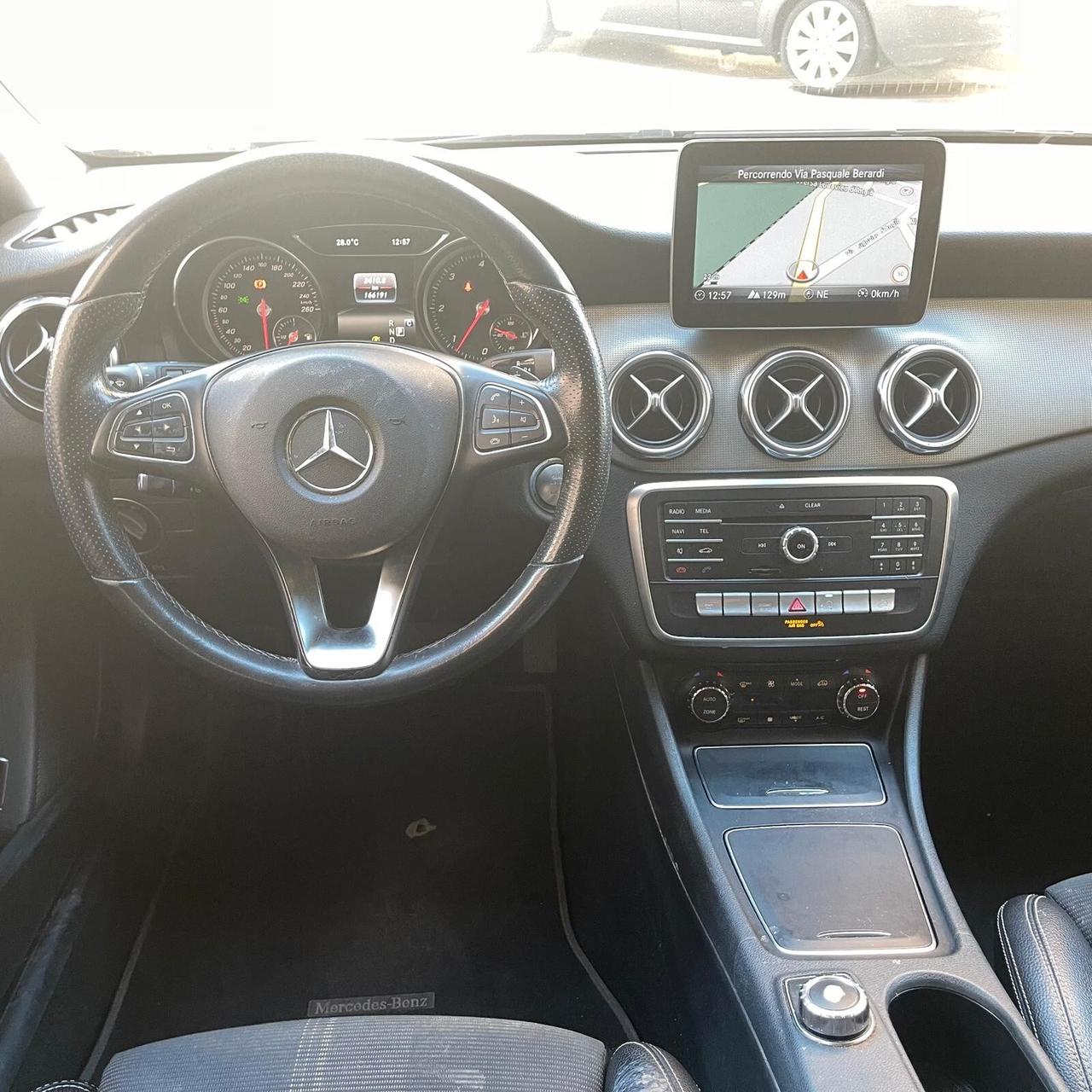 Mercedes-Benz GLA 220 d 170cv 4Matic Sport