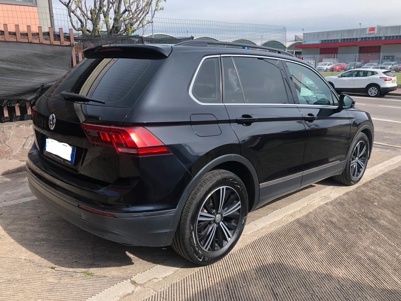 Volkswagen Tiguan 1.6 TDI SCR Sport BlueMotion Technology