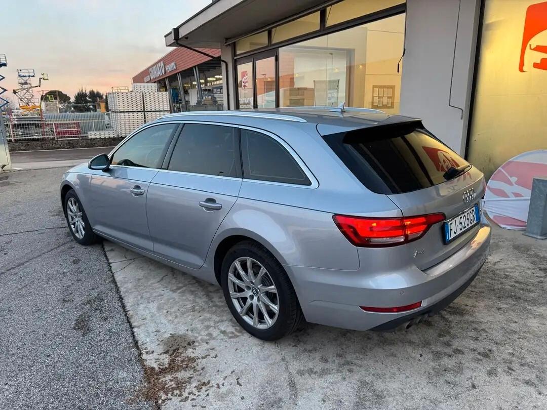 Audi A4 Avant 3.0 TDI S tronic