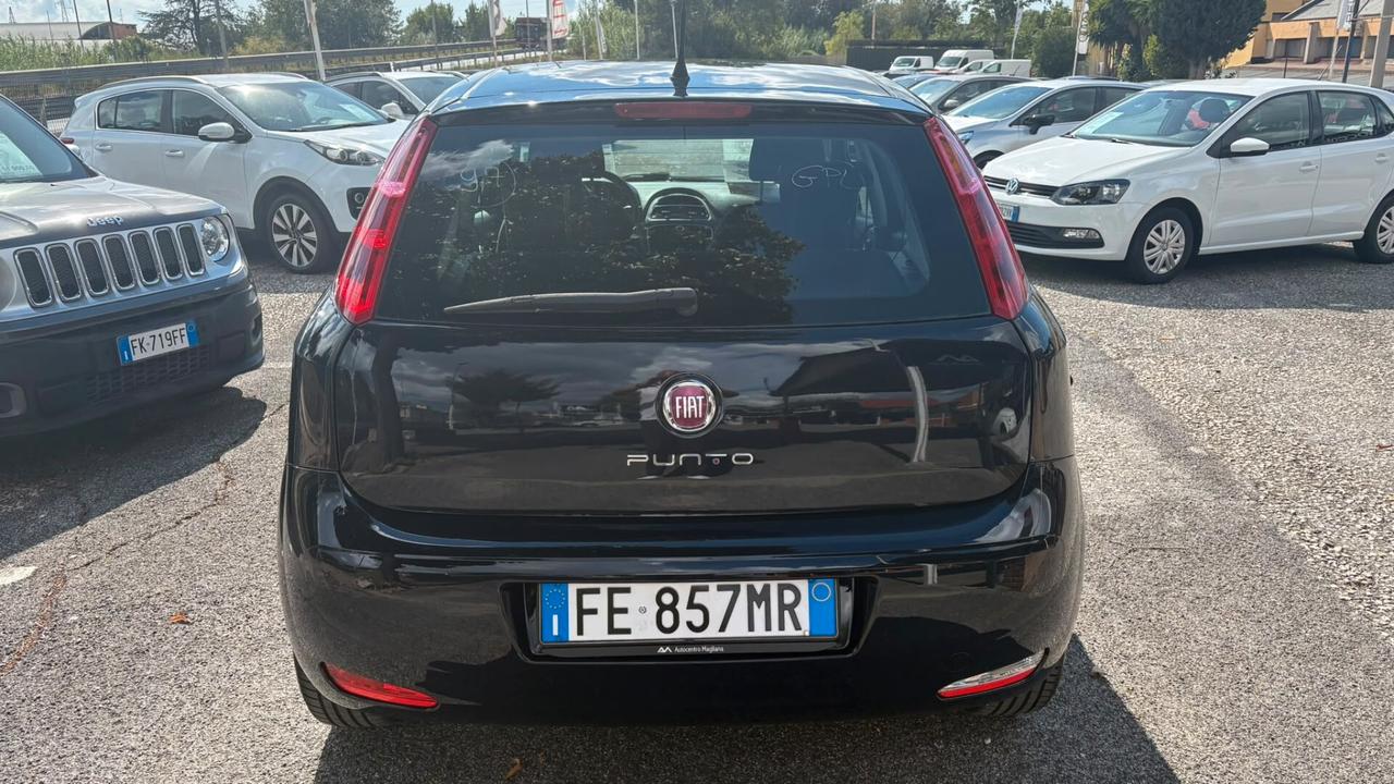 Fiat Punto 1.4 8V 5 porte Easypower Street