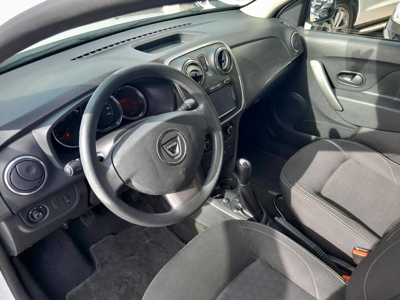 Dacia Sandero 0.9 TCe 12V T-GPL 90 Start&Stop SS Lauréate Family