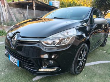 Renault Clio 1.2 FULL OPTIONAL 2017 KM 110