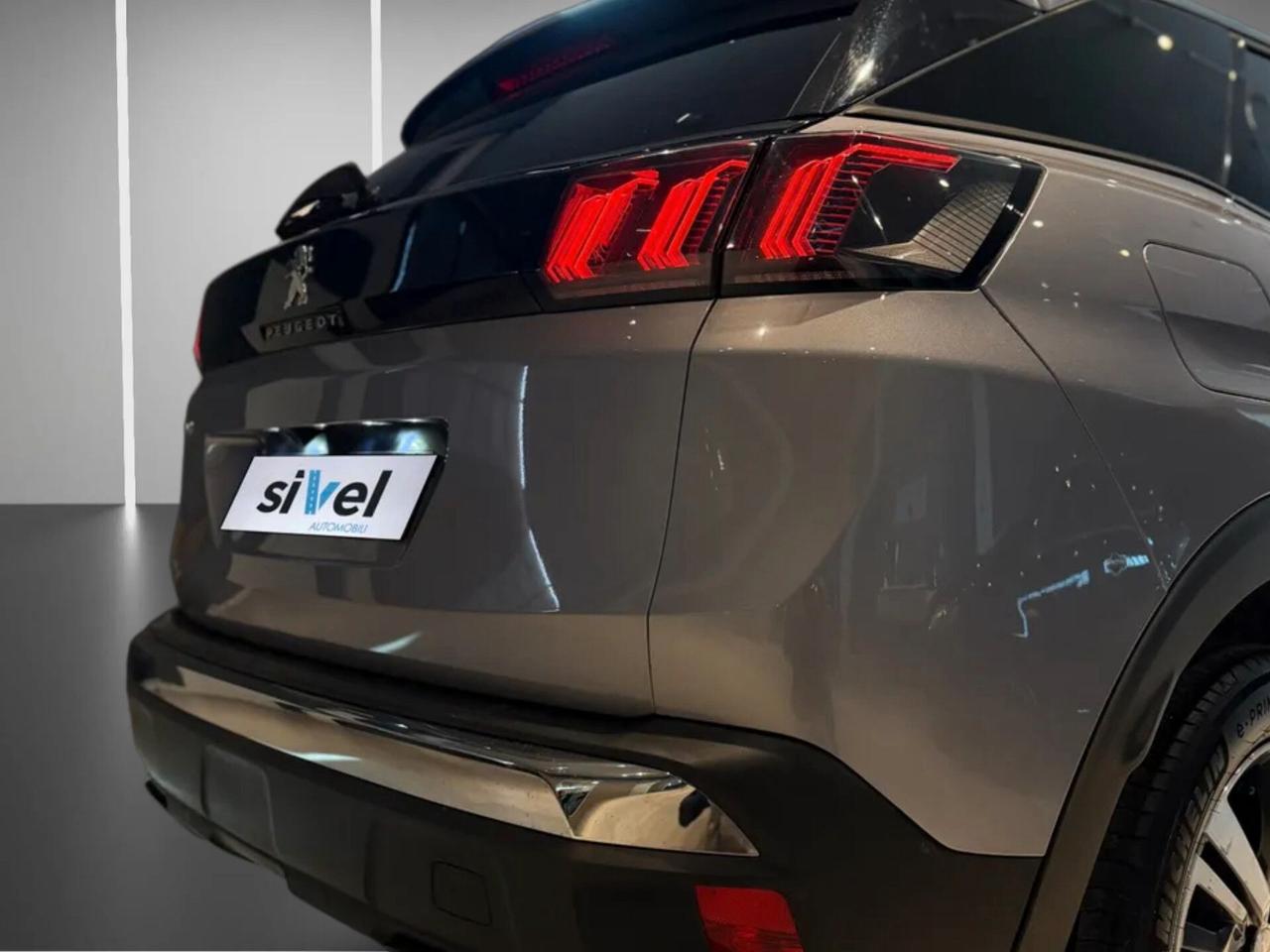 Peugeot 3008 BlueHDi 130 S&S EAT8 Allure Pack (PROMO MESE)