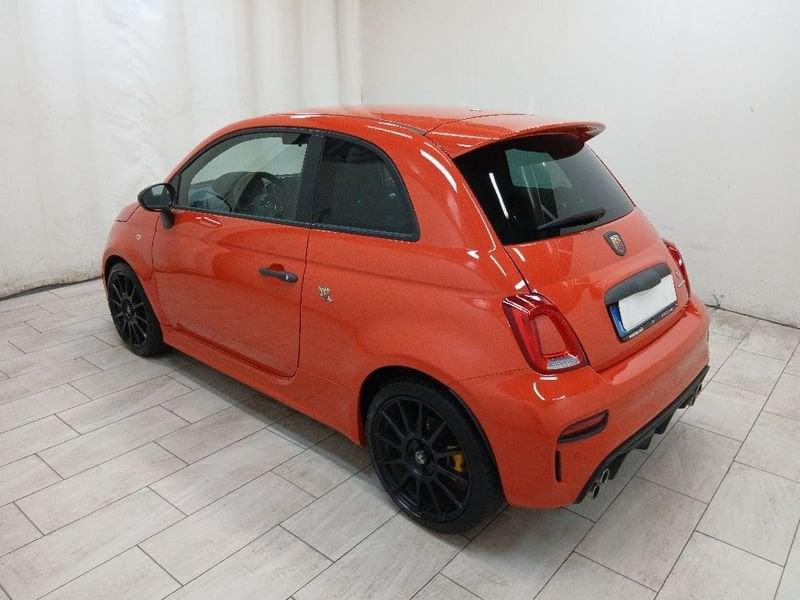 Abarth 695 1.4 t-jet Competizione 180cv
